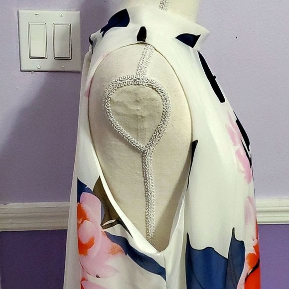 Signature Robbie Bee Off White Colorful Floral High Neck Shift Flowy Mini Dress - Picture 7 of 13